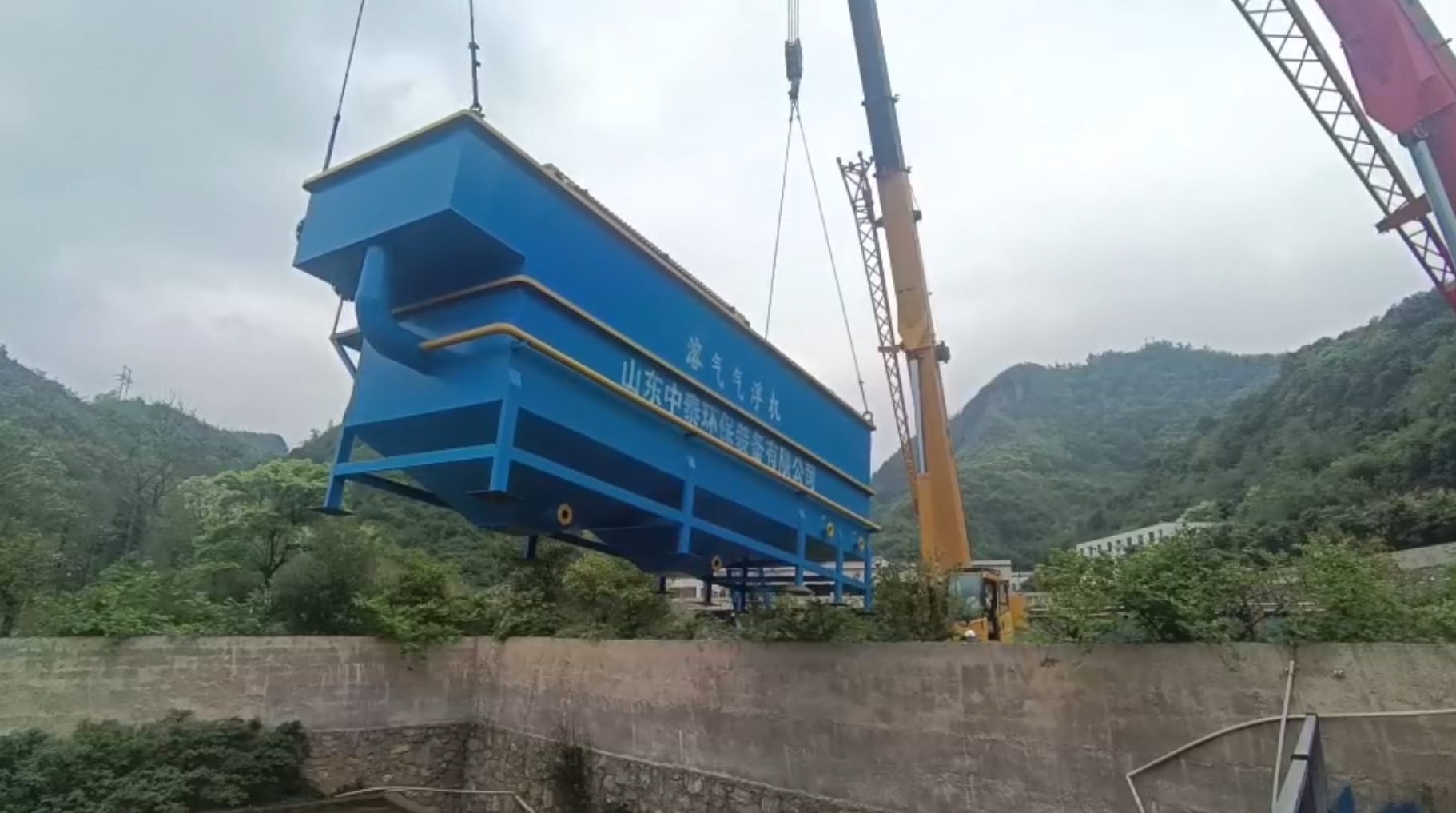 氣浮機，高效氣浮機，溶氣氣浮機，氣浮機安裝現(xiàn)場